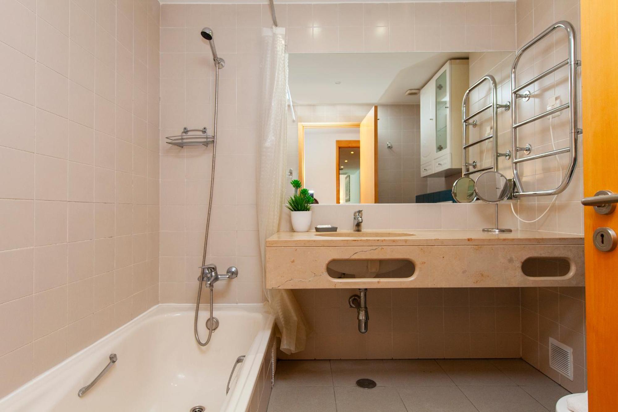 Apartamento B06 - Top-floor Marina 2 Bed